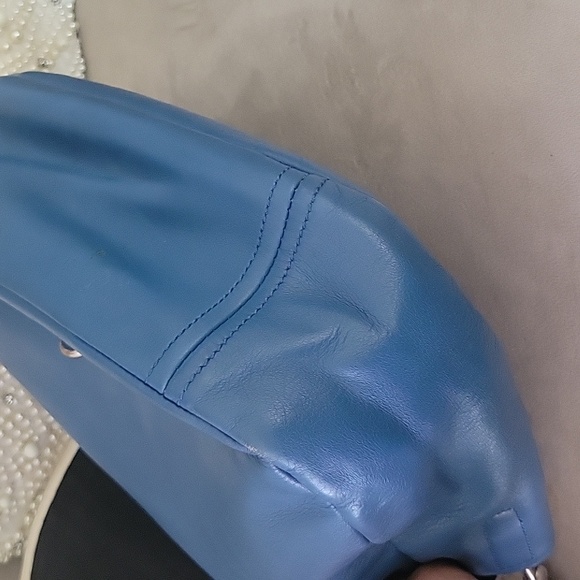 MARC by Marc Jacobs  White/Blue Crossbody - Picture 6 of 16